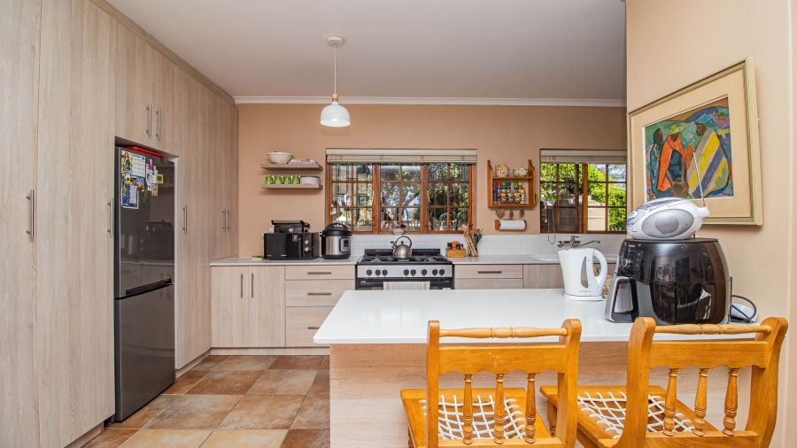 4 Bedroom Property for Sale in Table View Western Cape